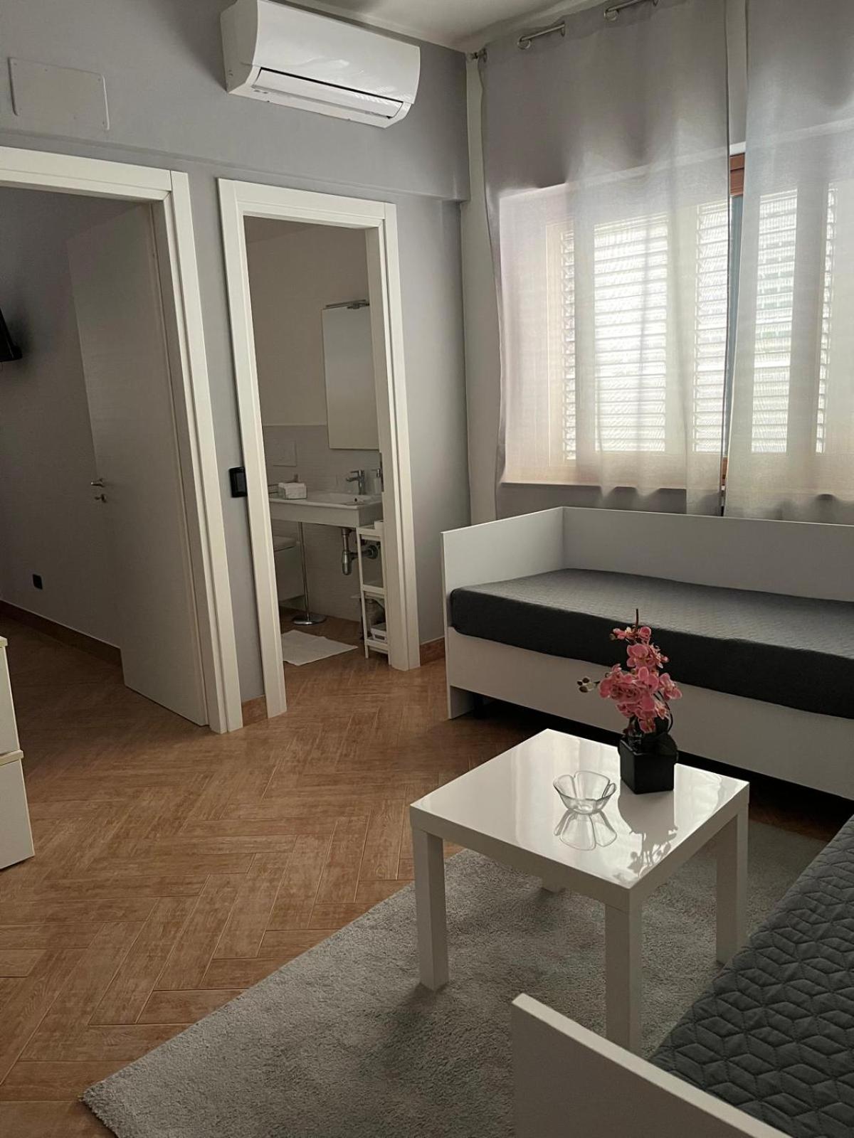 Lamezia Park Apartments Lamezia Terme Exterior photo